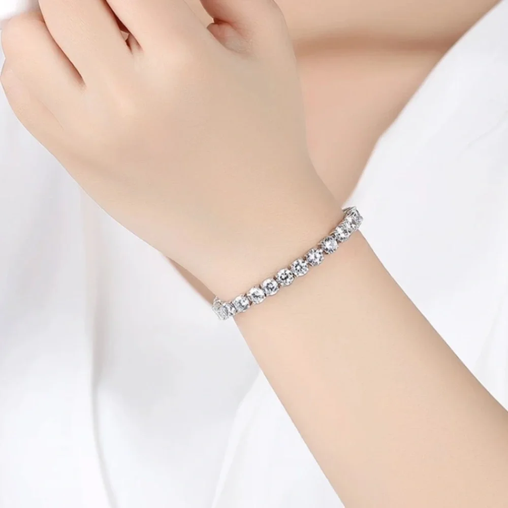 🌟 Platinum Plated Diamond Tennis Bracelet